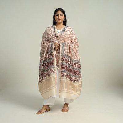 Beige - Traditional Maheshwari Silk Bagh Print Dupatta 02