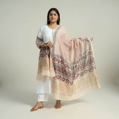 Beige - Traditional Maheshwari Silk Bagh Print Dupatta 02