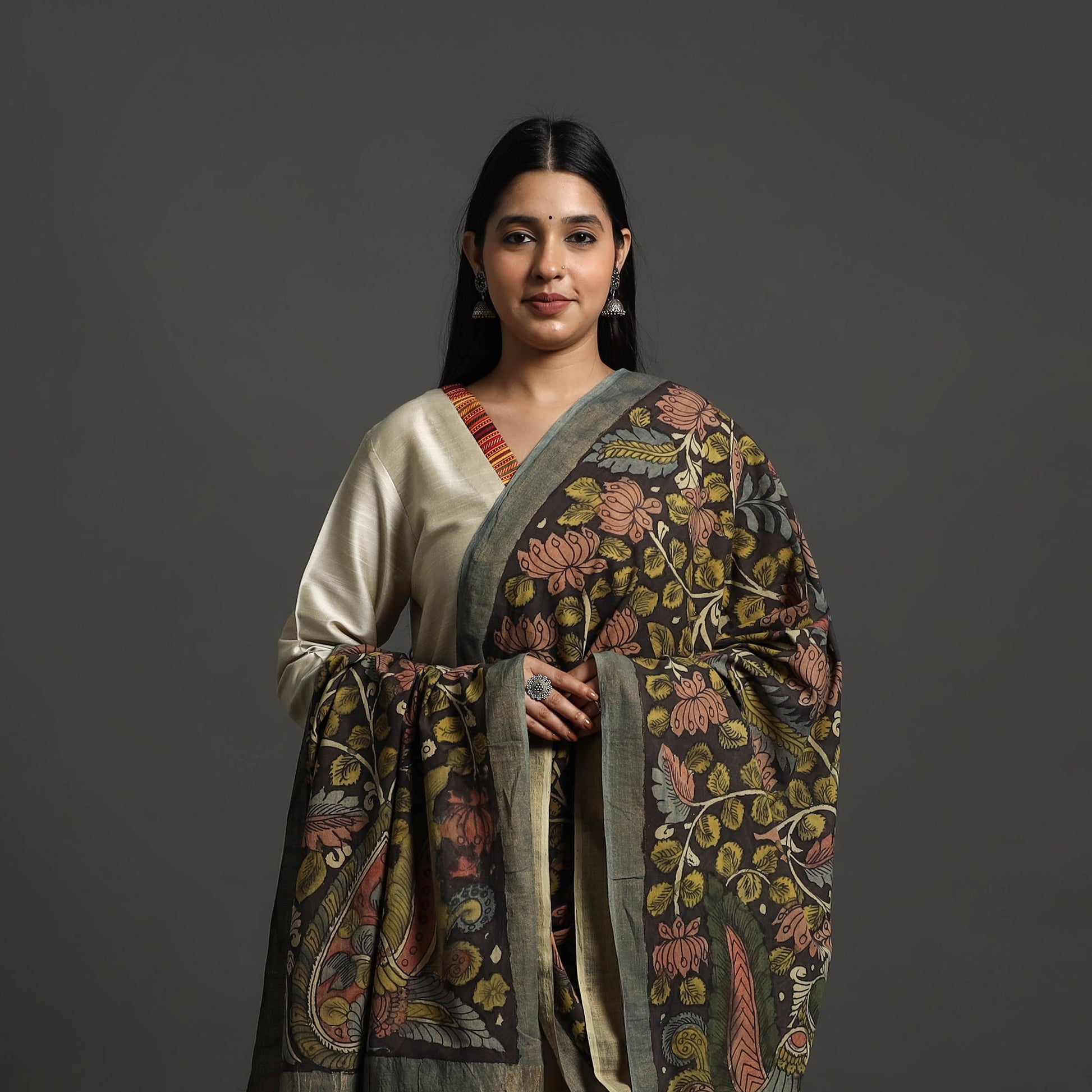 Black - Mangalagiri Cotton Handpainted Pen Work Kalamkari Dupatta 31