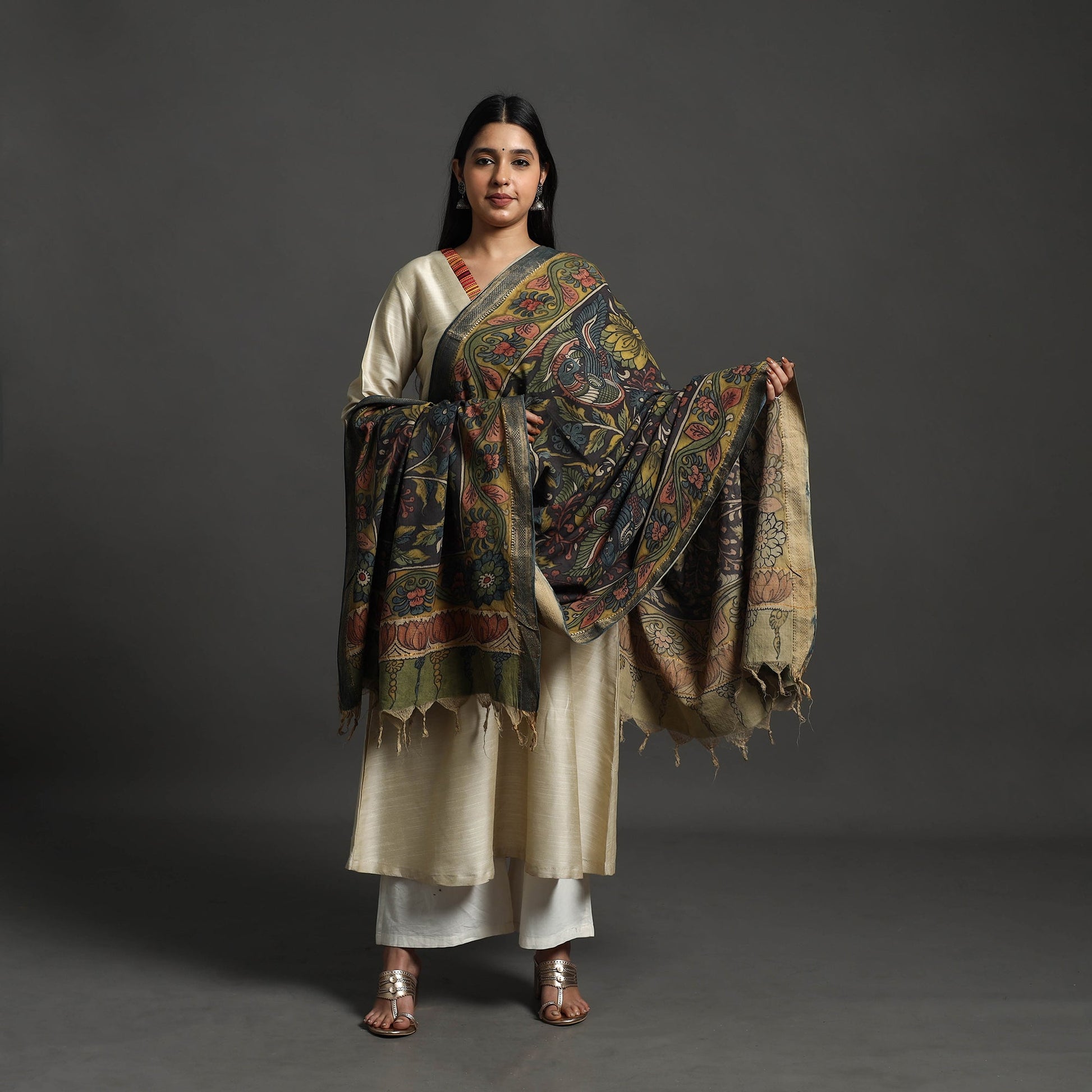 Black - Mangalagiri Cotton Handpainted Pen Work Kalamkari Dupatta 20