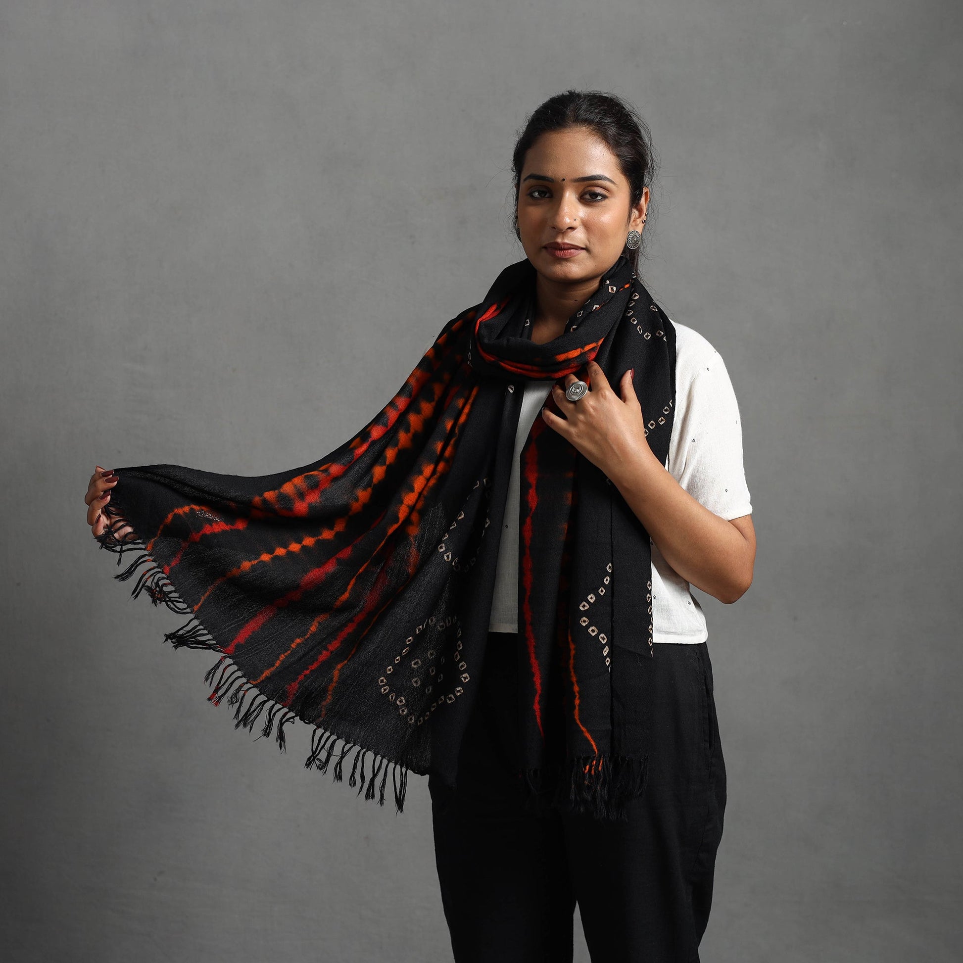 Black - Kutch Handwoven Woolen Shibori & Bandhani Stole 31