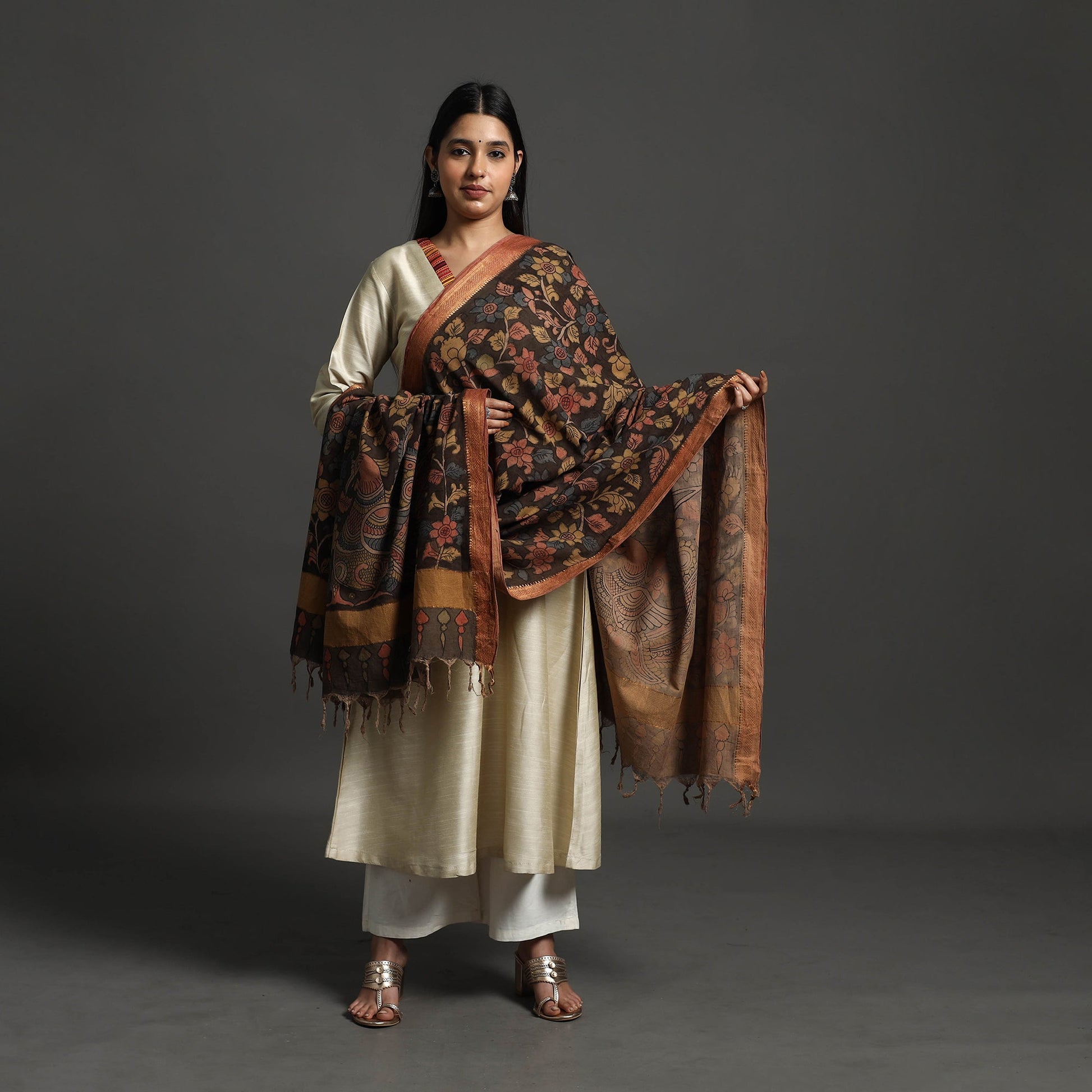 Brown - Mangalagiri Cotton Handpainted Pen Work Kalamkari Dupatta 11