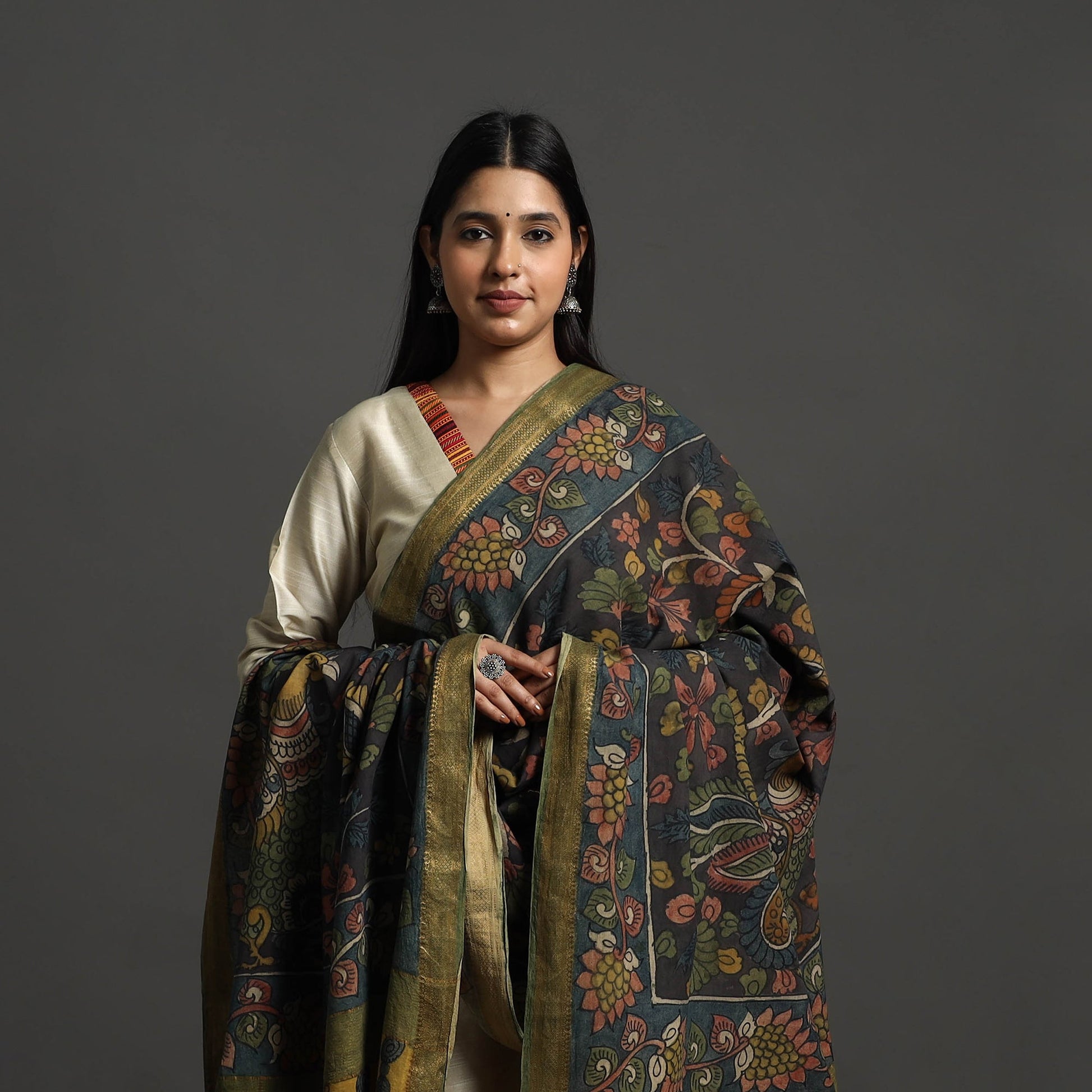 Black - Mangalagiri Cotton Handpainted Pen Work Kalamkari Dupatta 10