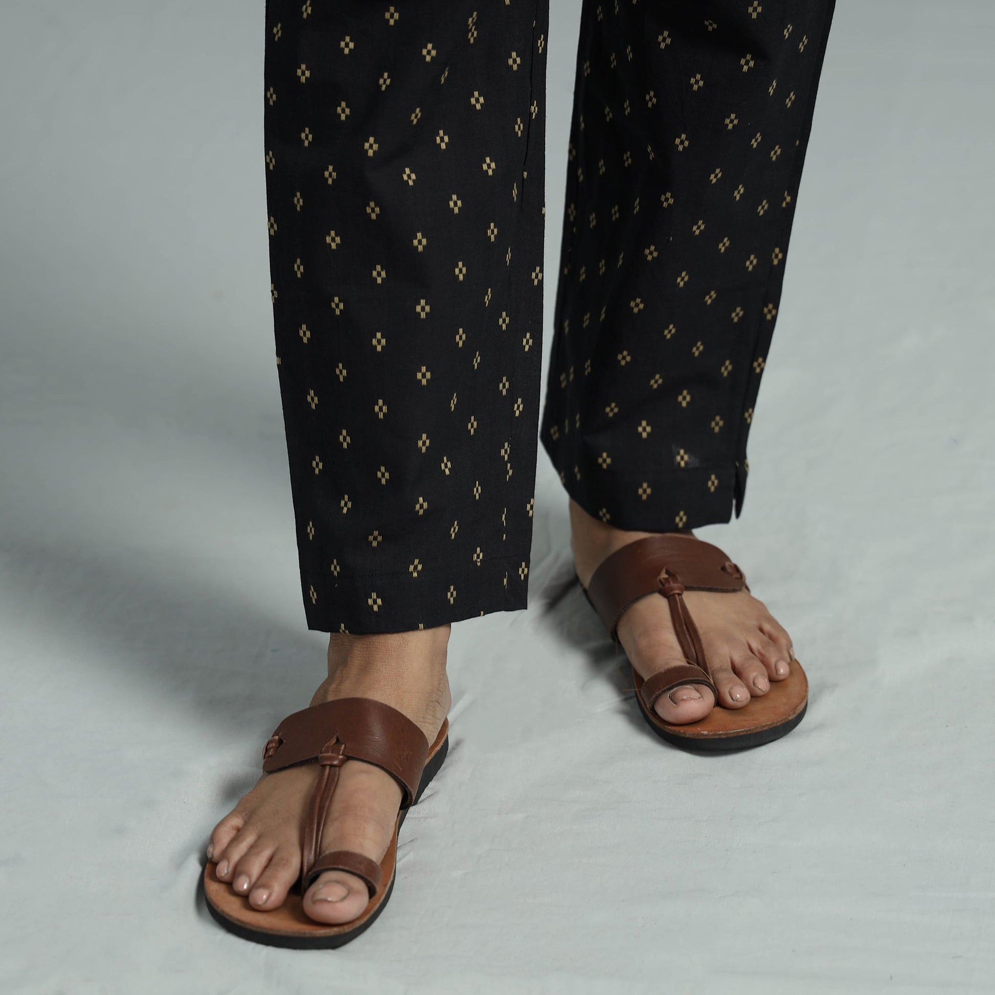 Black - Jacquard Weave Cotton Elasticated Pant