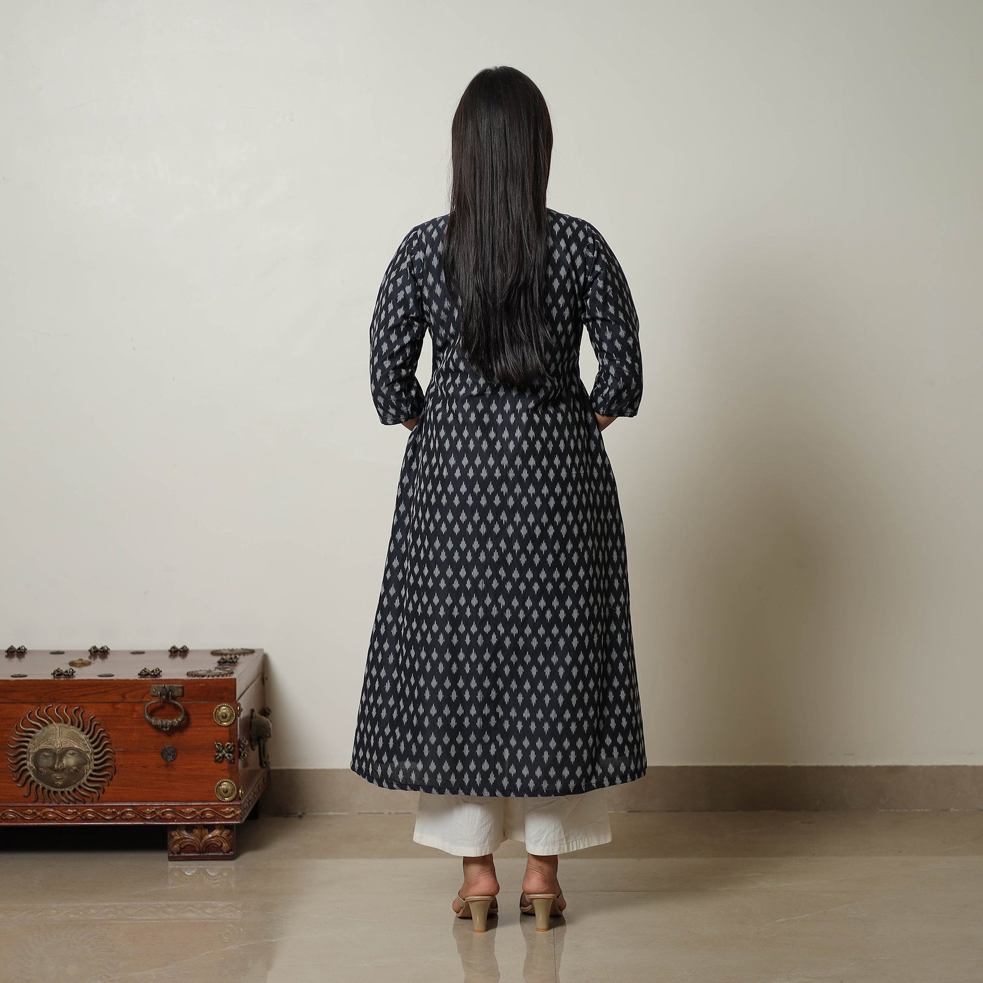 Black - Mercerised Cotton A-Line Pochampally Ikat Kurta 03