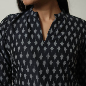 Black - Mercerised Cotton A-Line Pochampally Ikat Kurta 03