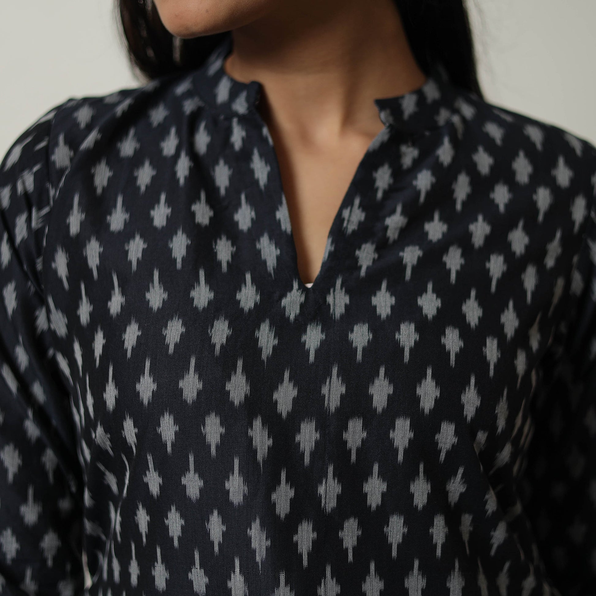 Black - Mercerised Cotton A-Line Pochampally Ikat Kurta 03