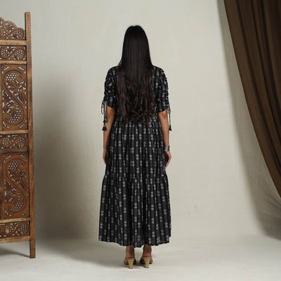 Black - Tiered Fit & Flare Cotton Jacquard Dress 04