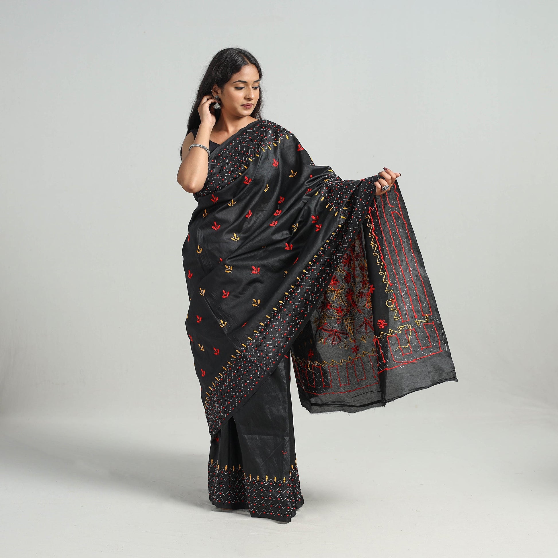 Black - Bengal Nakshi Kantha Embroidery Silk Saree 42