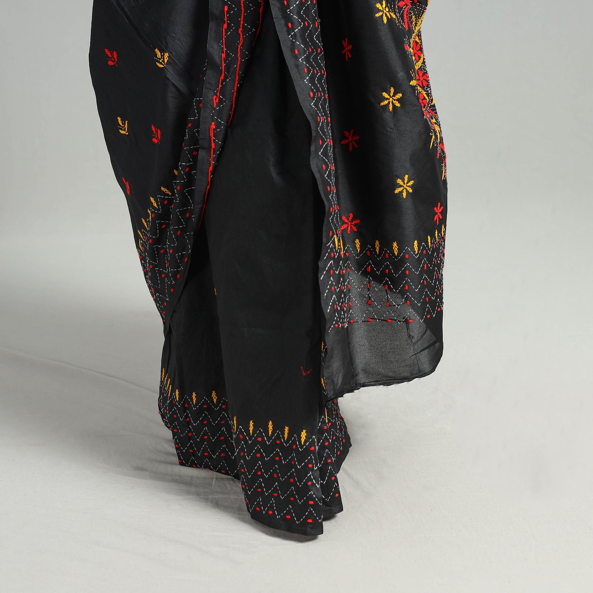 Black - Bengal Nakshi Kantha Embroidery Silk Saree 42