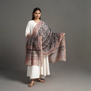 Black - Pedana Block Print Chanderi Silk Kalamkari Dupatta 02