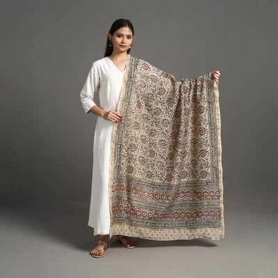 Beige - Pedana Block Print Chanderi Silk Kalamkari Dupatta 04