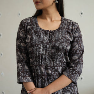 Black - Jahota Block Print Cotton Pintuck Straight Kurta 25