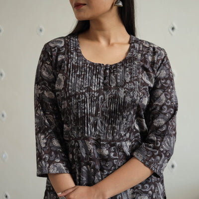 Black - Jahota Block Print Cotton Pintuck Straight Kurta 25