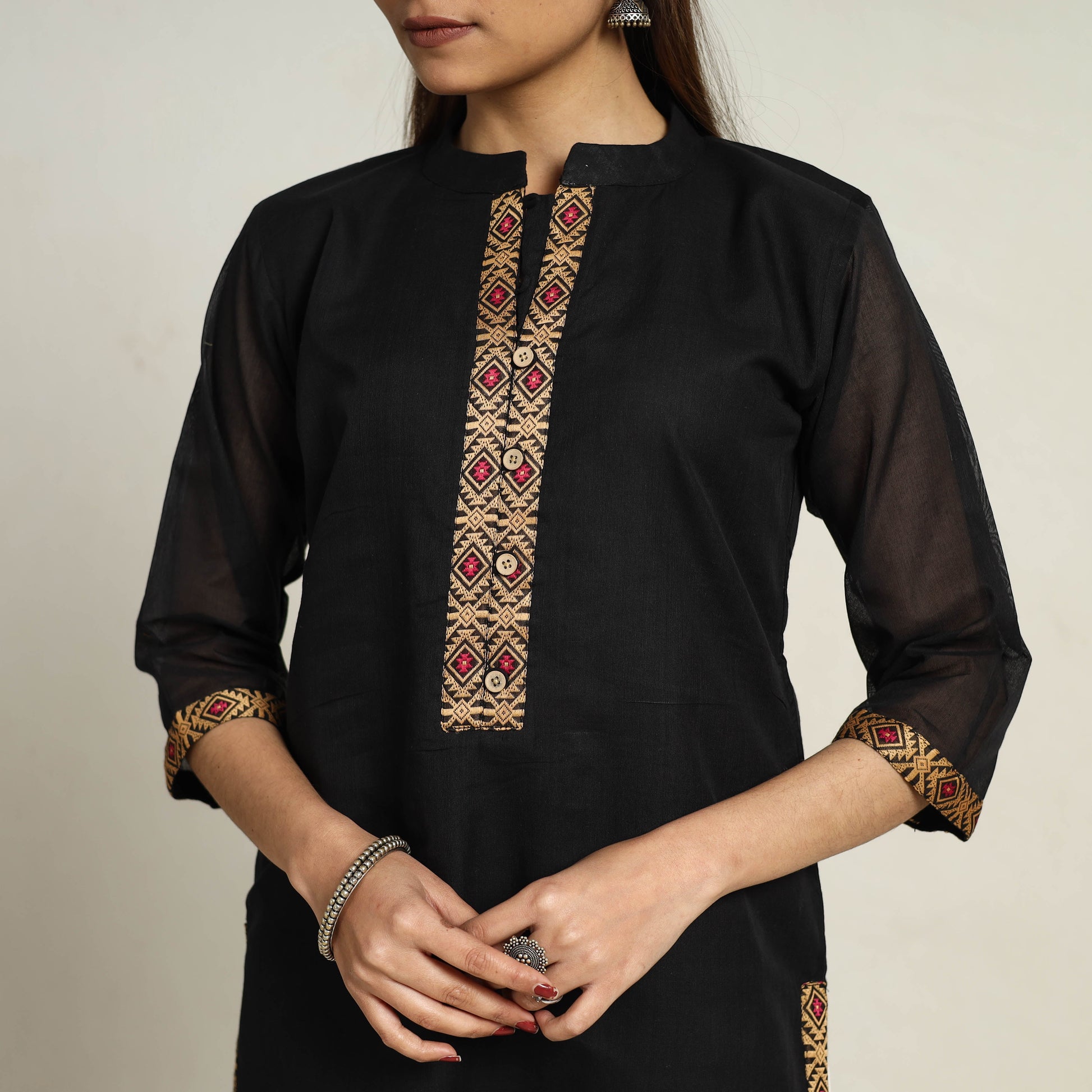 Black - Thread Border Cotton Straight Kanchipuram Kurta 03