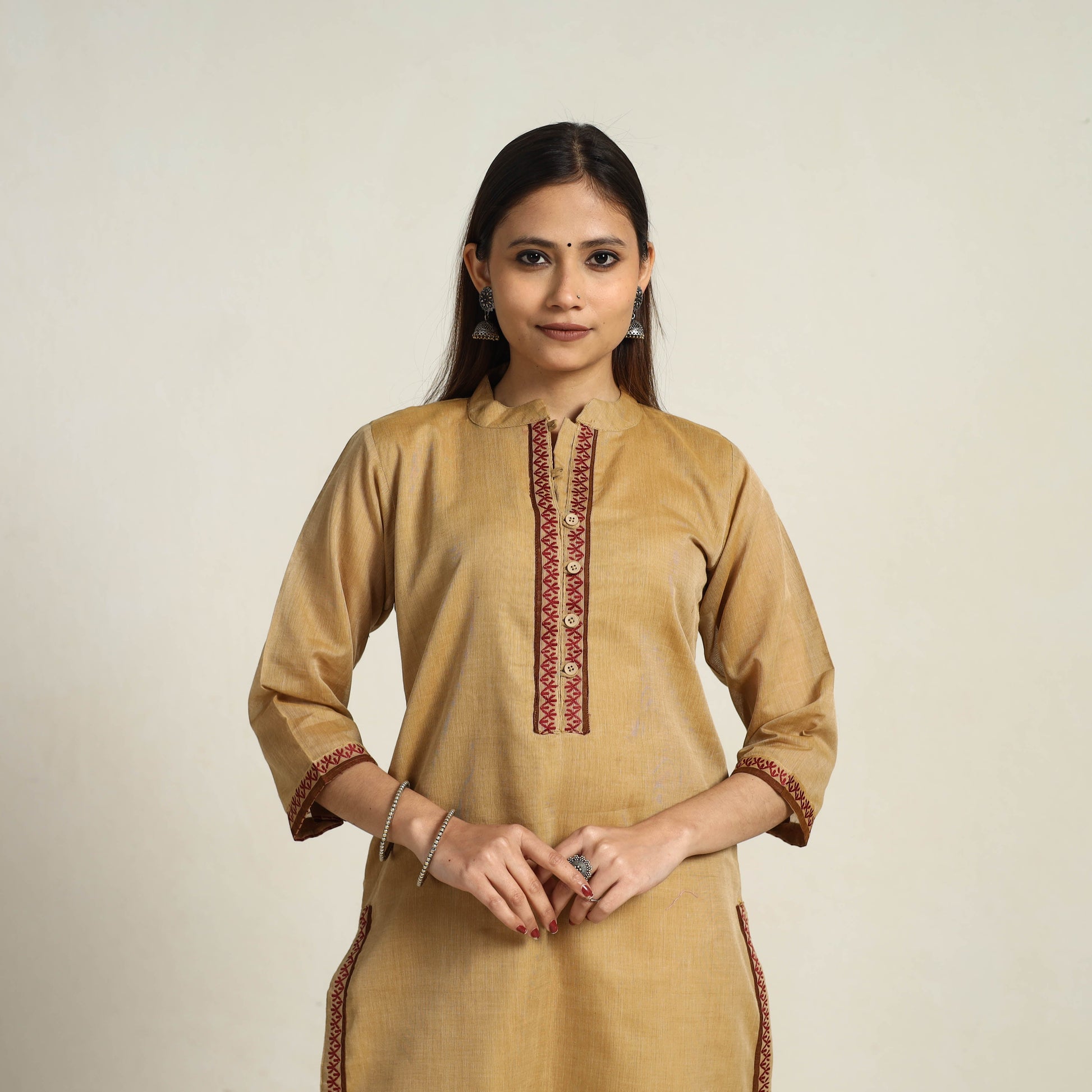 Beige - Thread Border Cotton Straight Kanchipuram Kurta 02