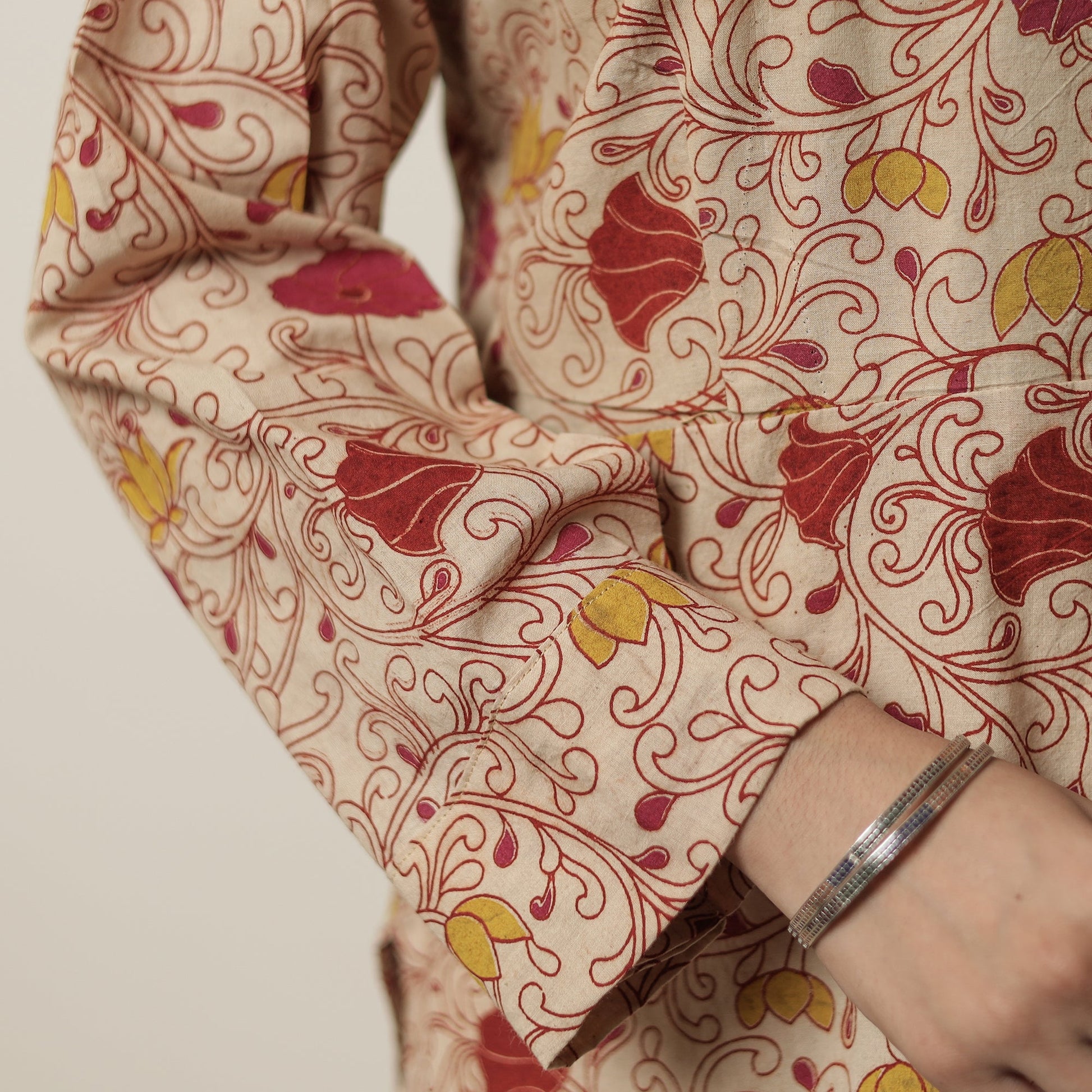 Beige - Kalamkari Printed Cotton Straight Kurta 17