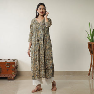 Brown - Pedana Kalamkari Block Printed Cotton Pintuck Straight Kurta 16