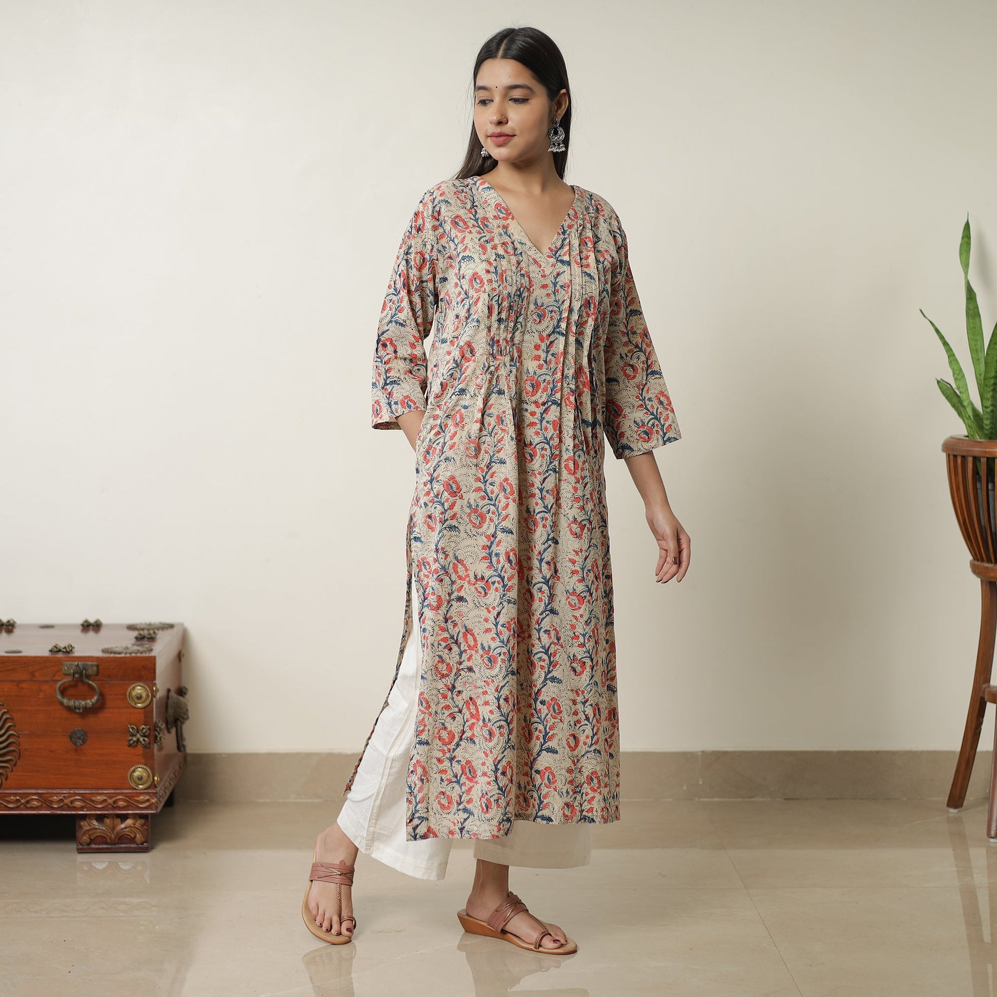 Beige - Pedana Kalamkari Block Printed Cotton Pintuck Straight Kurta 17