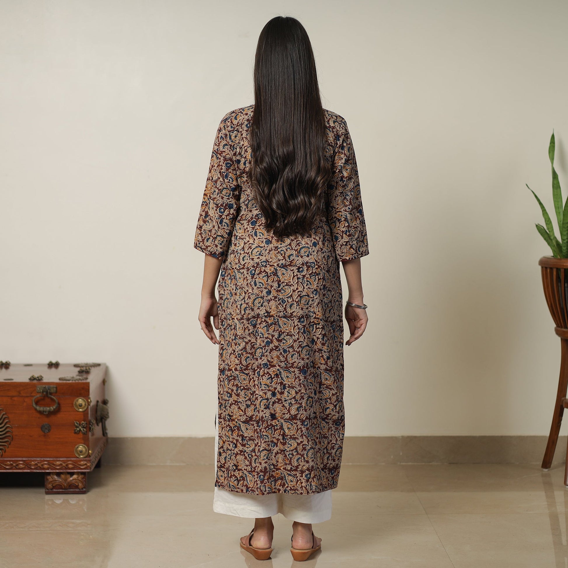 Brown - Pedana Kalamkari Block Printed Cotton Straight Kurta with Ajrakh Patchwork 09