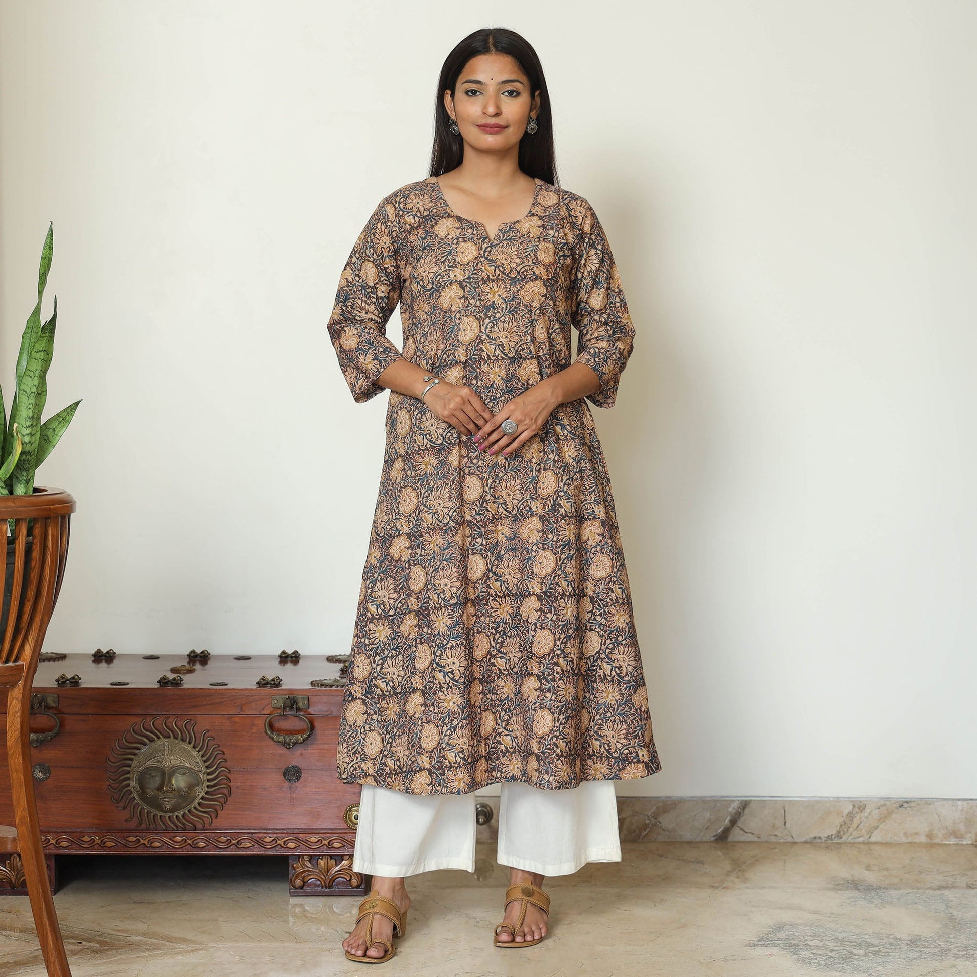Black - Pedana Kalamkari Hand Block Printed Cotton A-Line Kurta 08