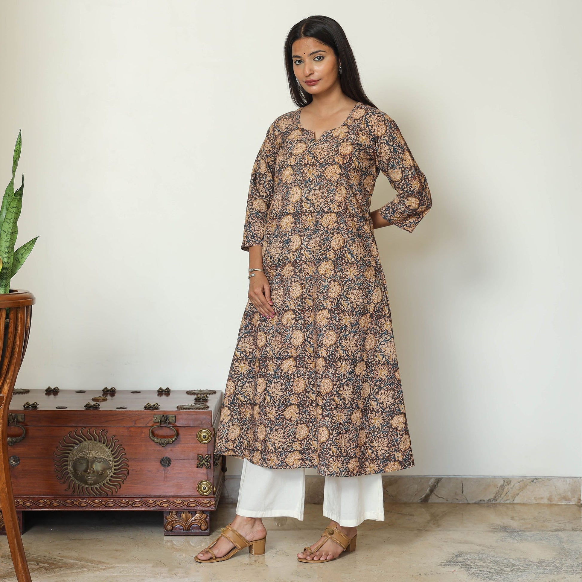 Black - Pedana Kalamkari Hand Block Printed Cotton A-Line Kurta 08