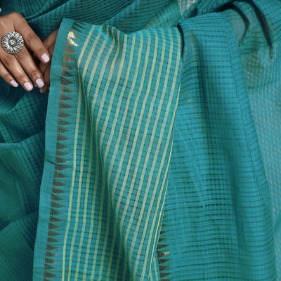 Green - Mangalagiri Missing Checks Cotton Handloom Saree with Pochampally Ikat Blouse Piece