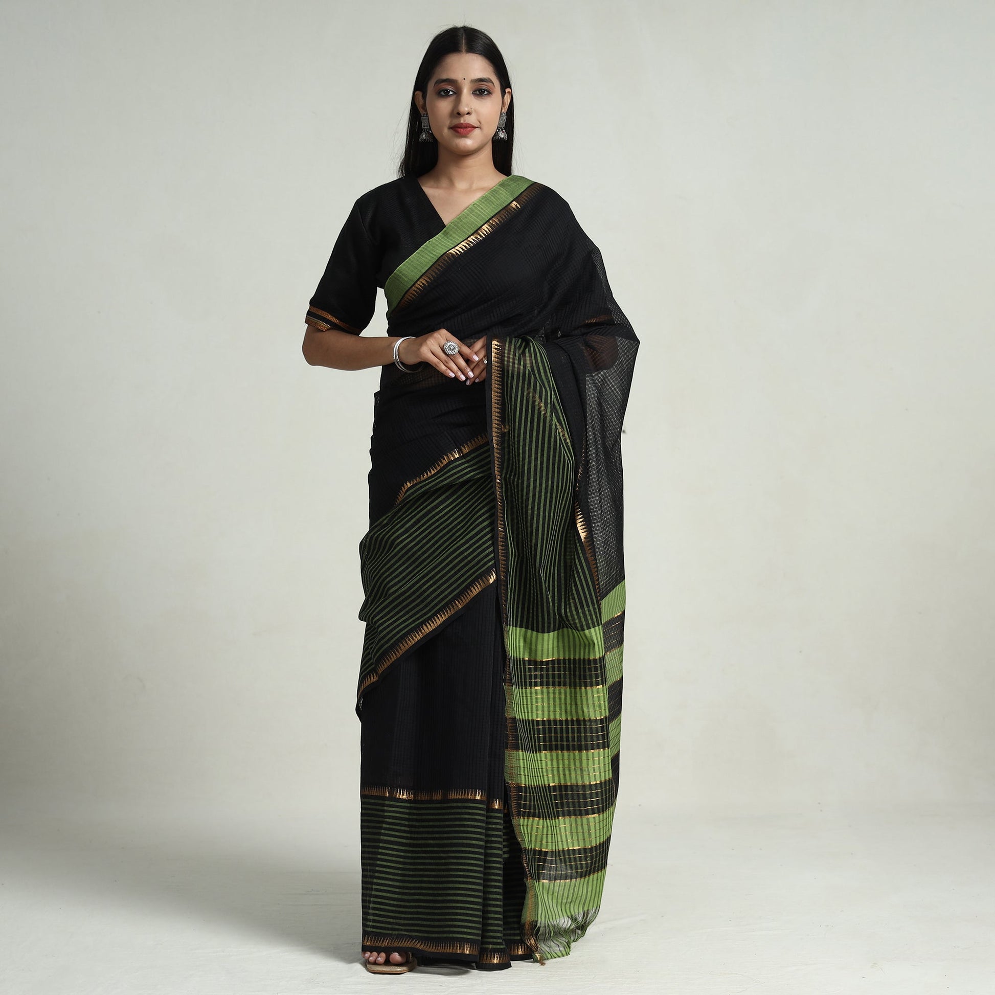 Black - Mangalagiri Missing Checks Cotton Handloom Saree with Pochampally Ikat Blouse Piece