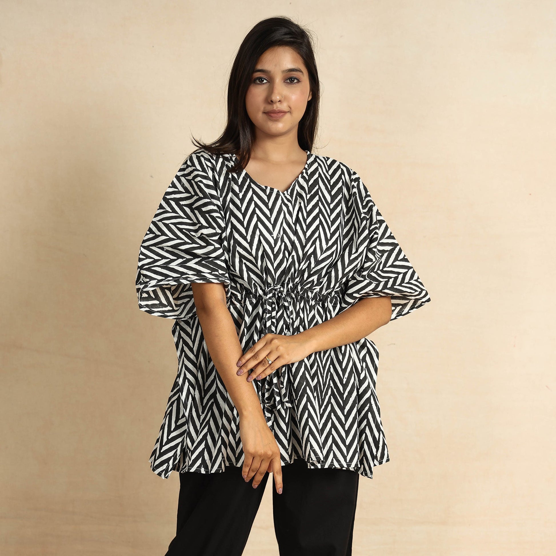 Black - Sanganeri Block Printed Cotton Kaftan & Pyjama Night Suit Set