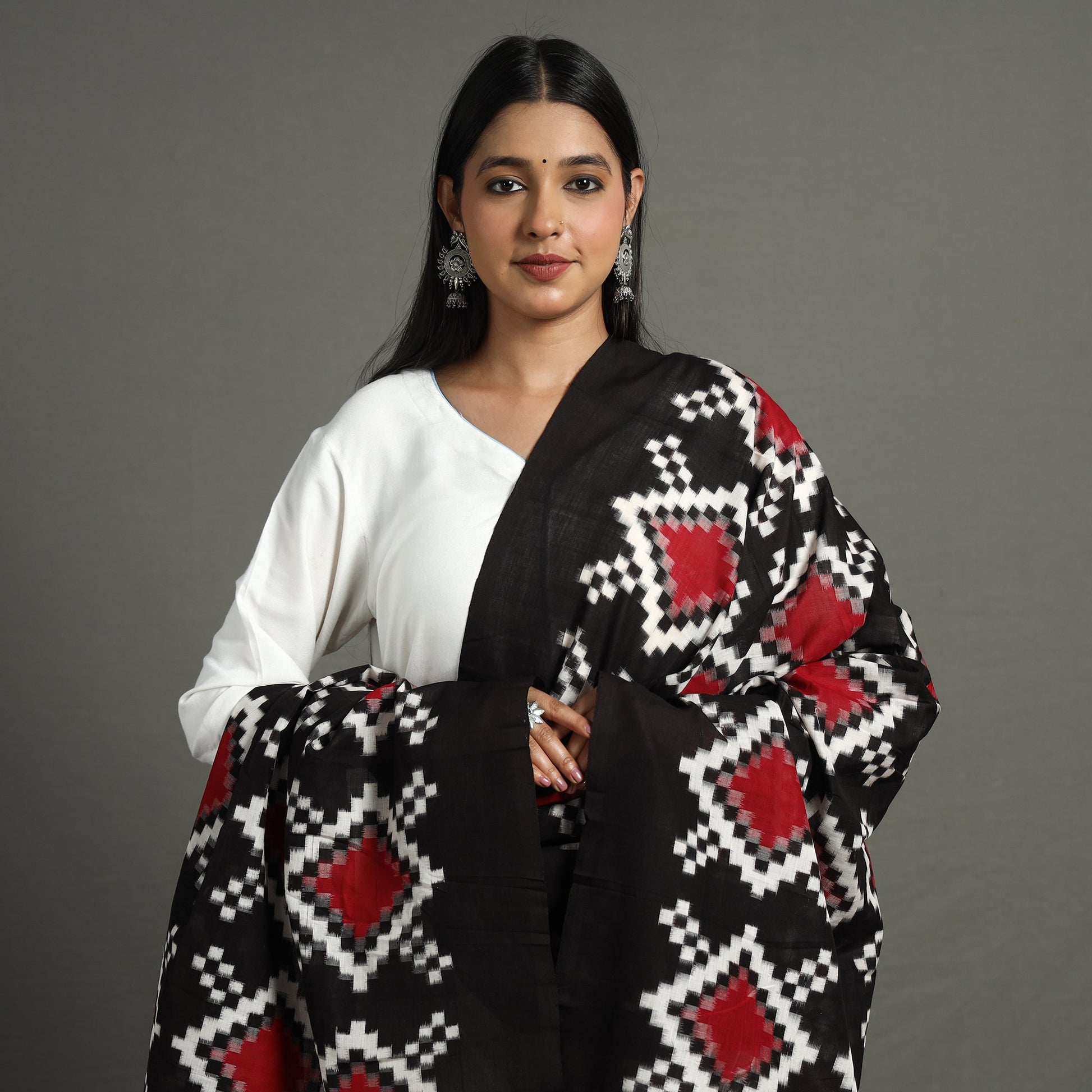 Black - Telia Rumal Pochampally Double Ikat Cotton Handloom Dupatta