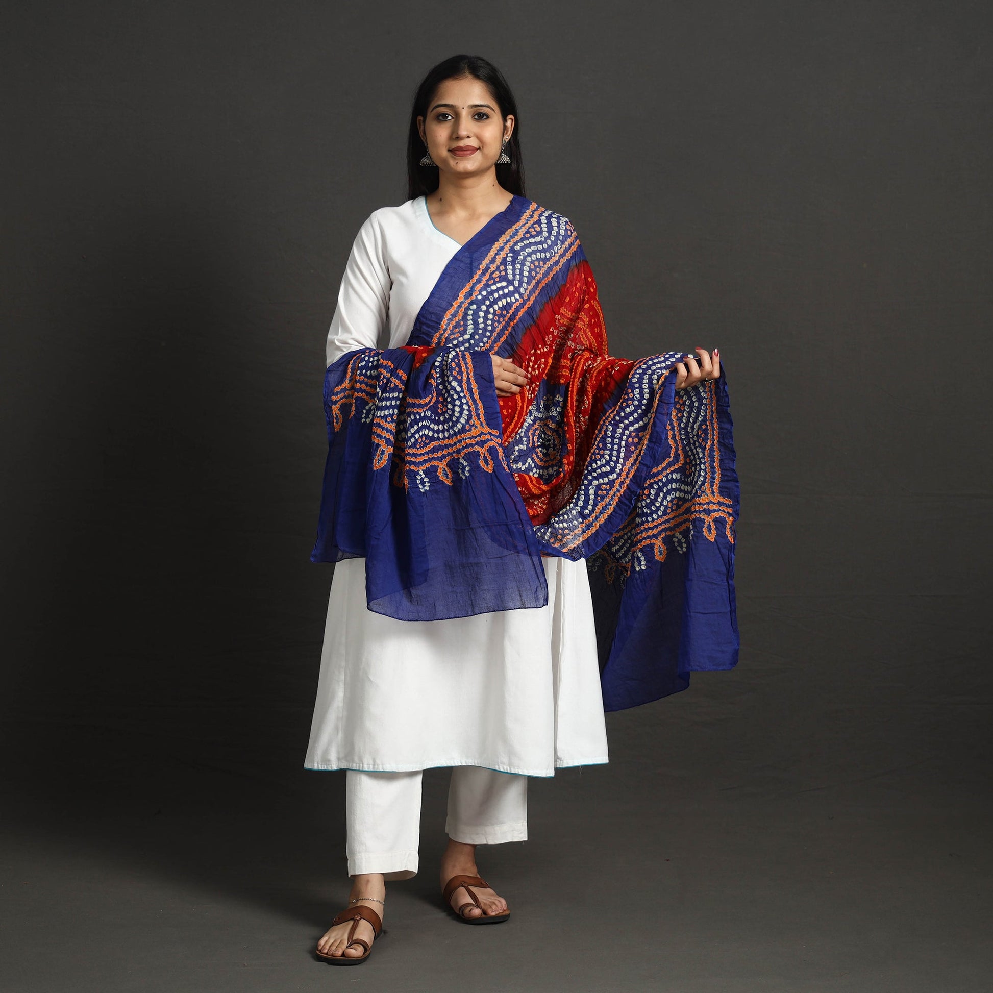 Kutch Tie-Dye Cotton Bandhani Dupatta 15