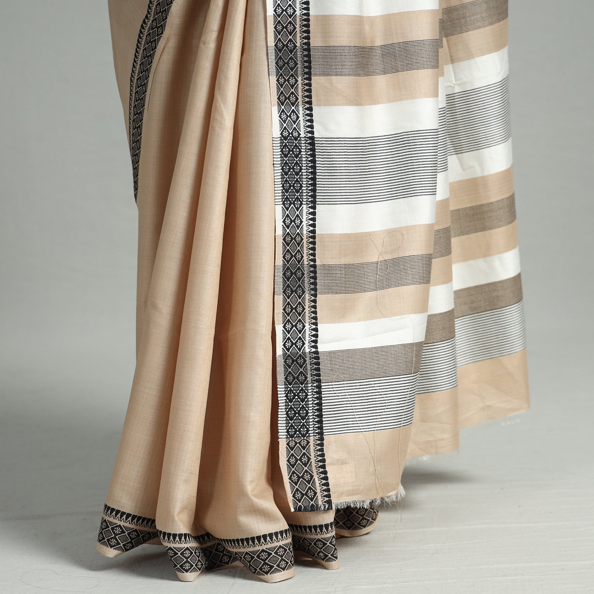 Beige - Traditional Vidarbha Tussar Silk Cotton Handloom Saree with Woven Border 32