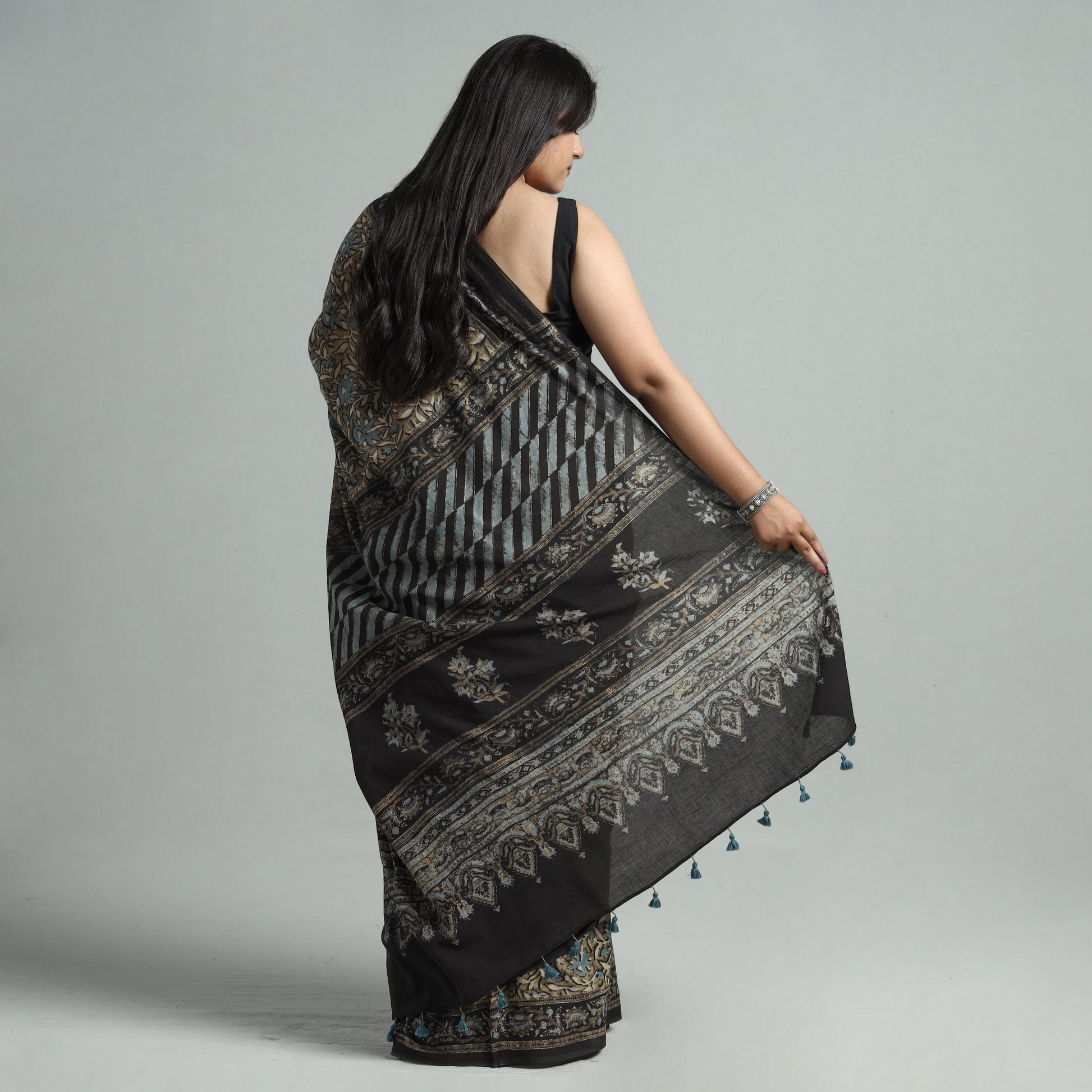 Brown - Natural Dyed Block Print Mul Cotton Ajrakh Saree 08