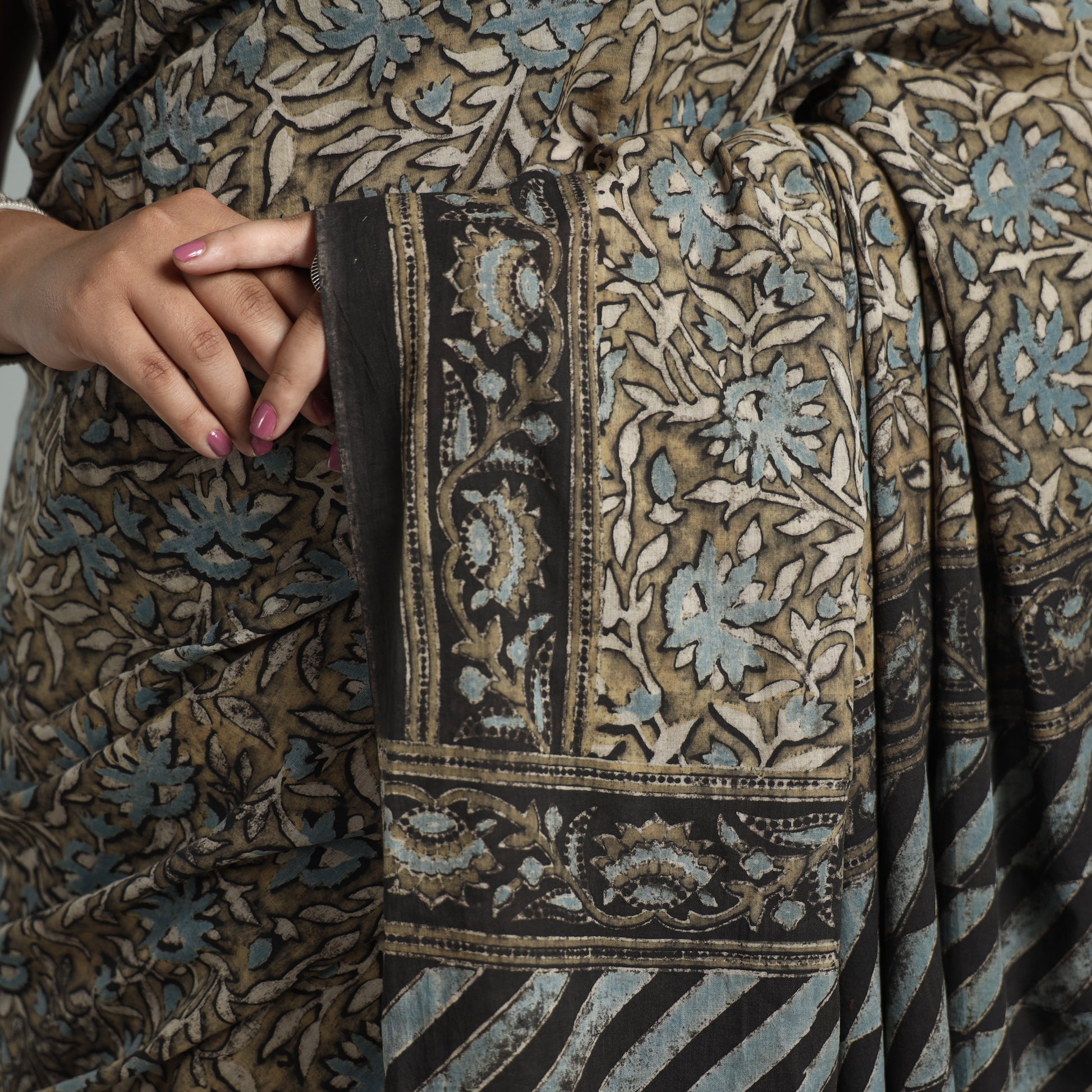 Brown - Natural Dyed Block Print Mul Cotton Ajrakh Saree 08