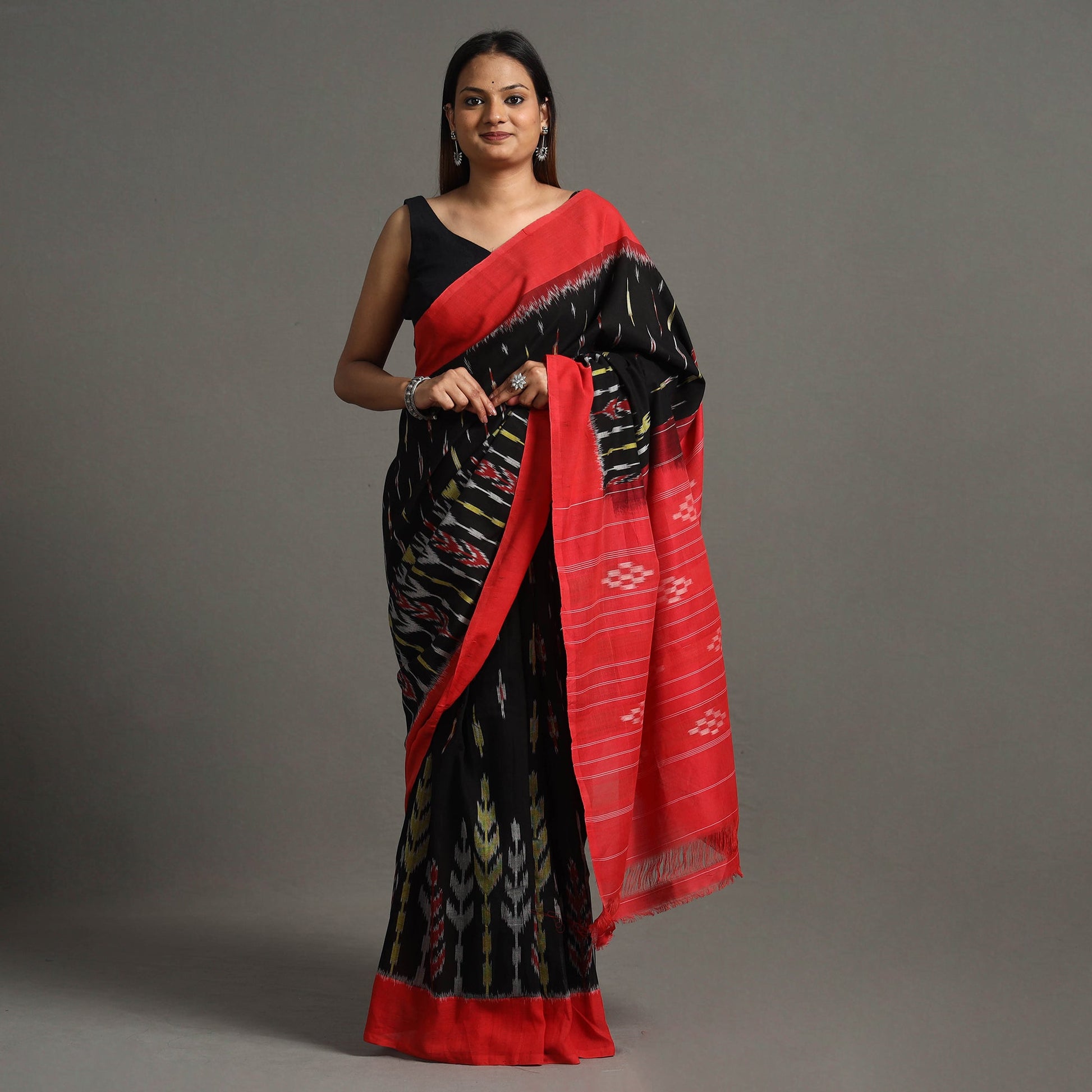 Black - Pochampally Ikat Weave Handloom Cotton Saree