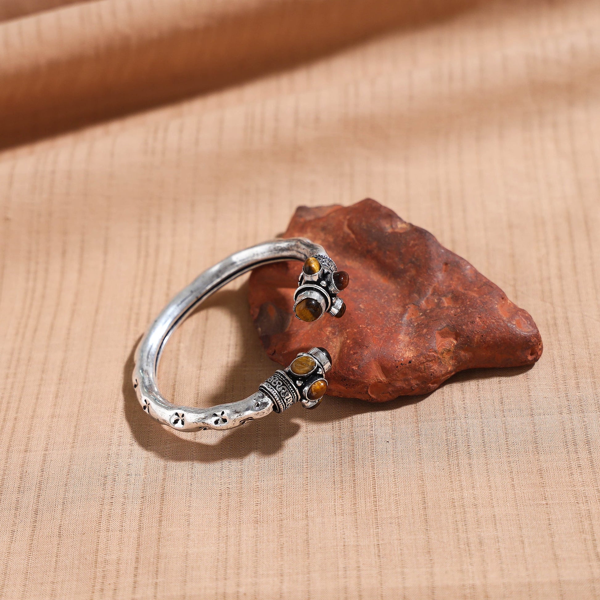 Antique Finish Oxidised German Silver Stone Bangle / Kada (Adjustable)