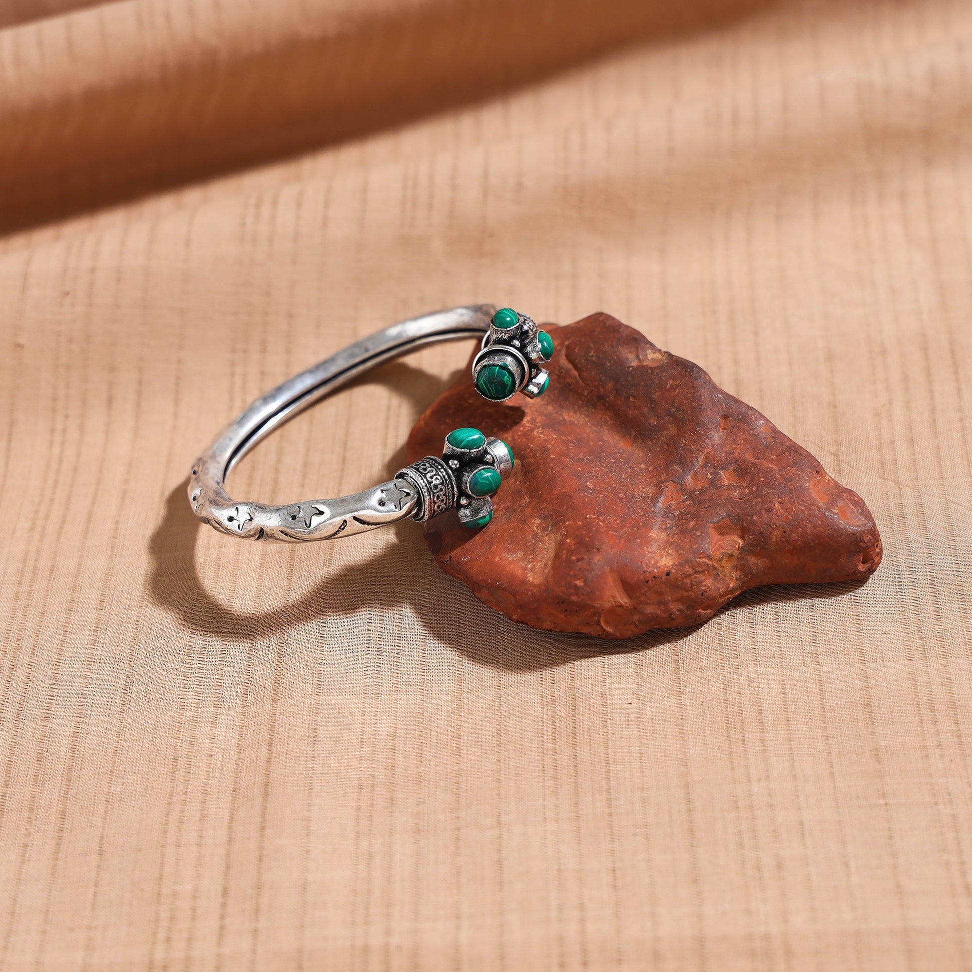 Antique Finish Oxidised German Silver Stone Bangle / Kada (Adjustable)