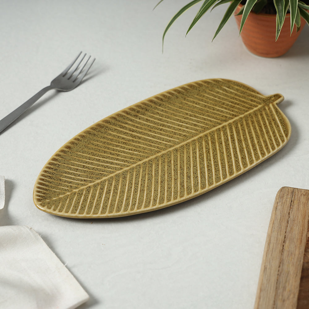 Brown - Ceramic Leaf Shape Platter