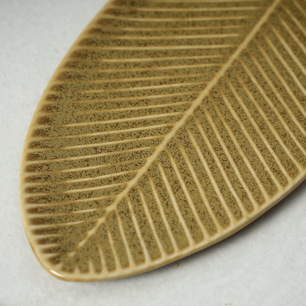 Brown - Ceramic Leaf Shape Platter