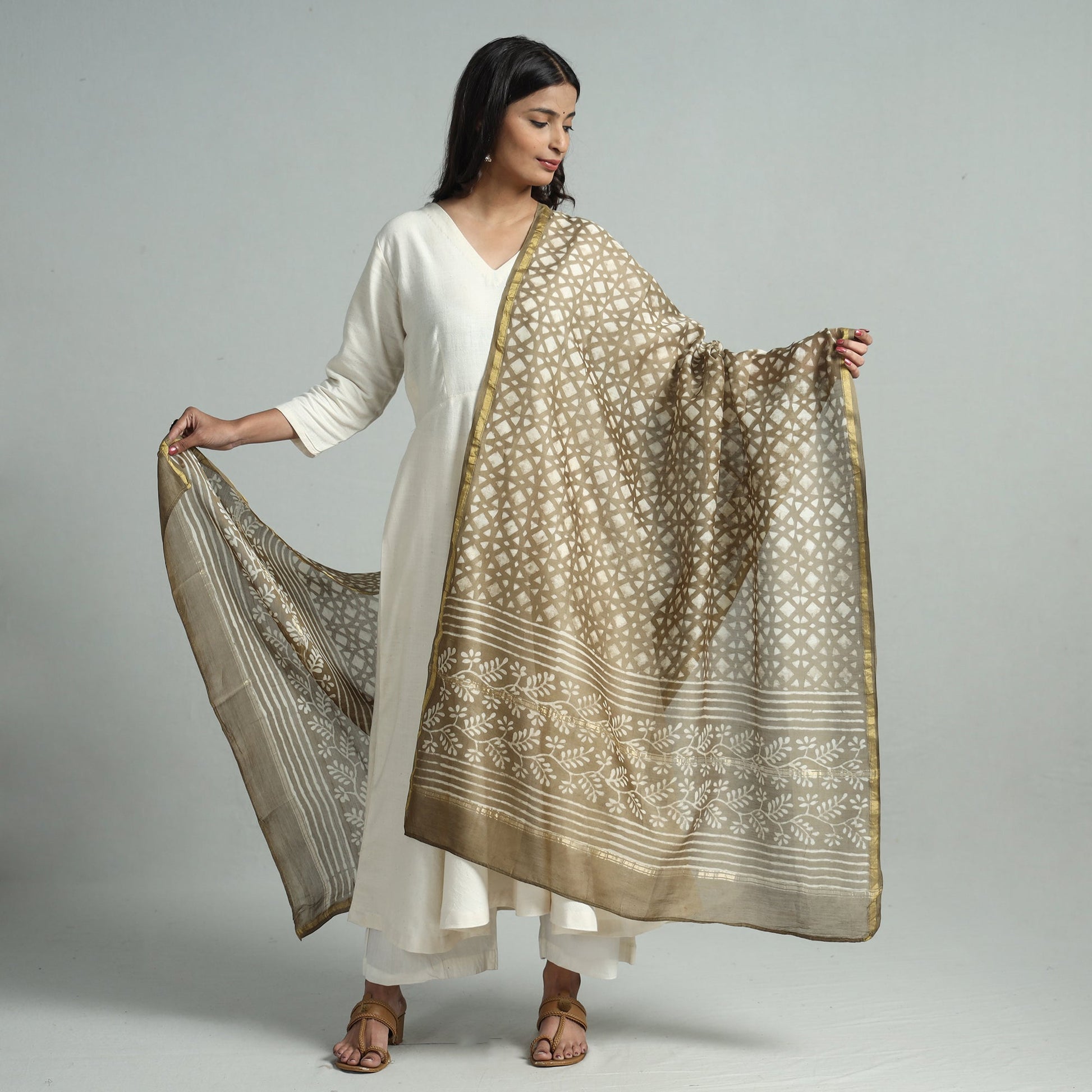 Brown - Pipad Block Printed Chanderi Silk Handloom Dupatta 05