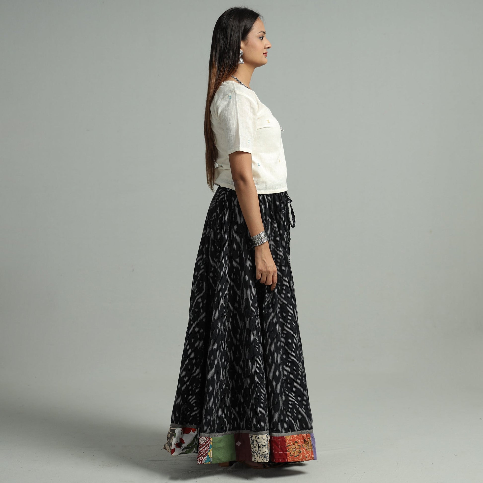 Black - 24 Kali Cotton Pochampally Ikat Skirt 05