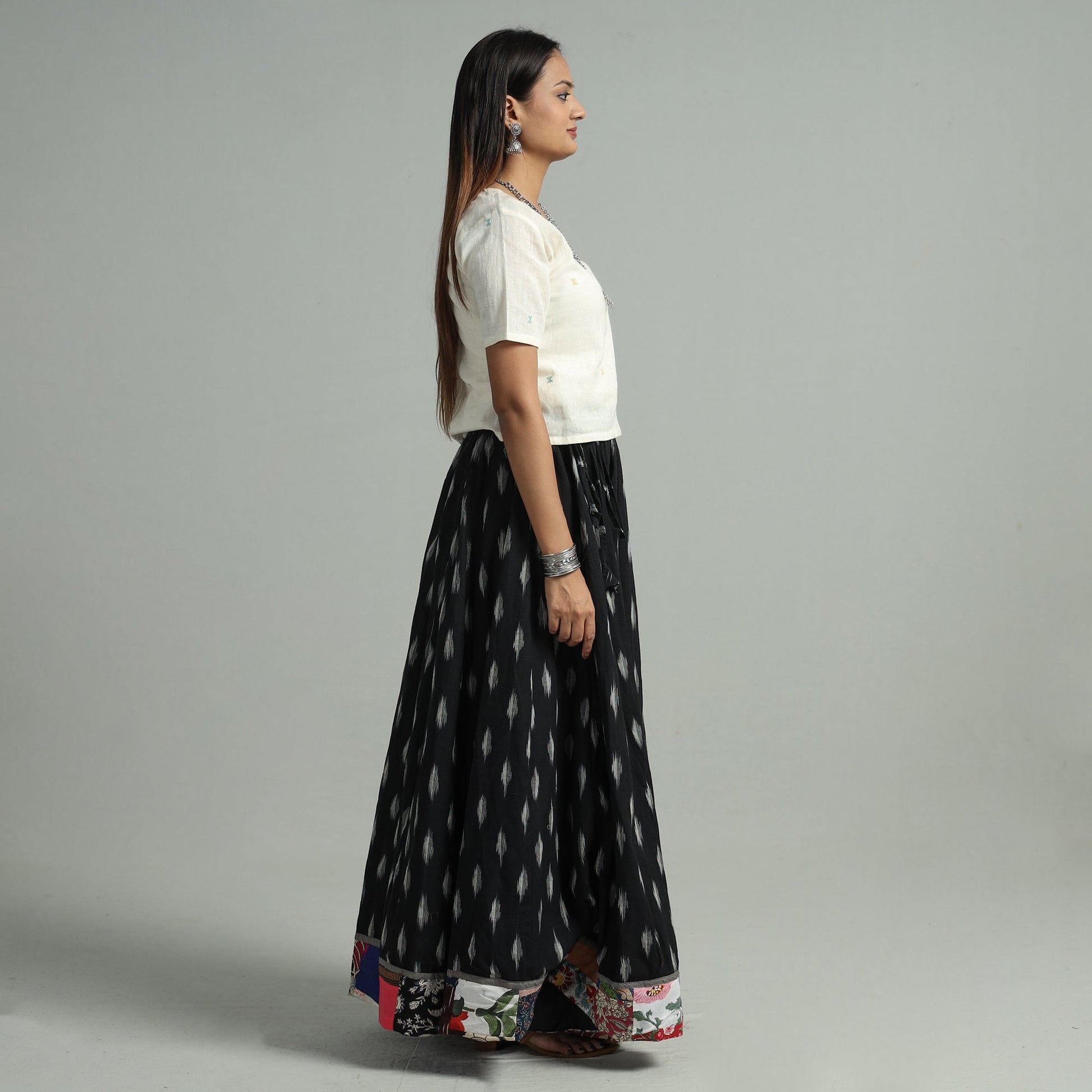Black - 24 Kali Cotton Pochampally Ikat Skirt 06