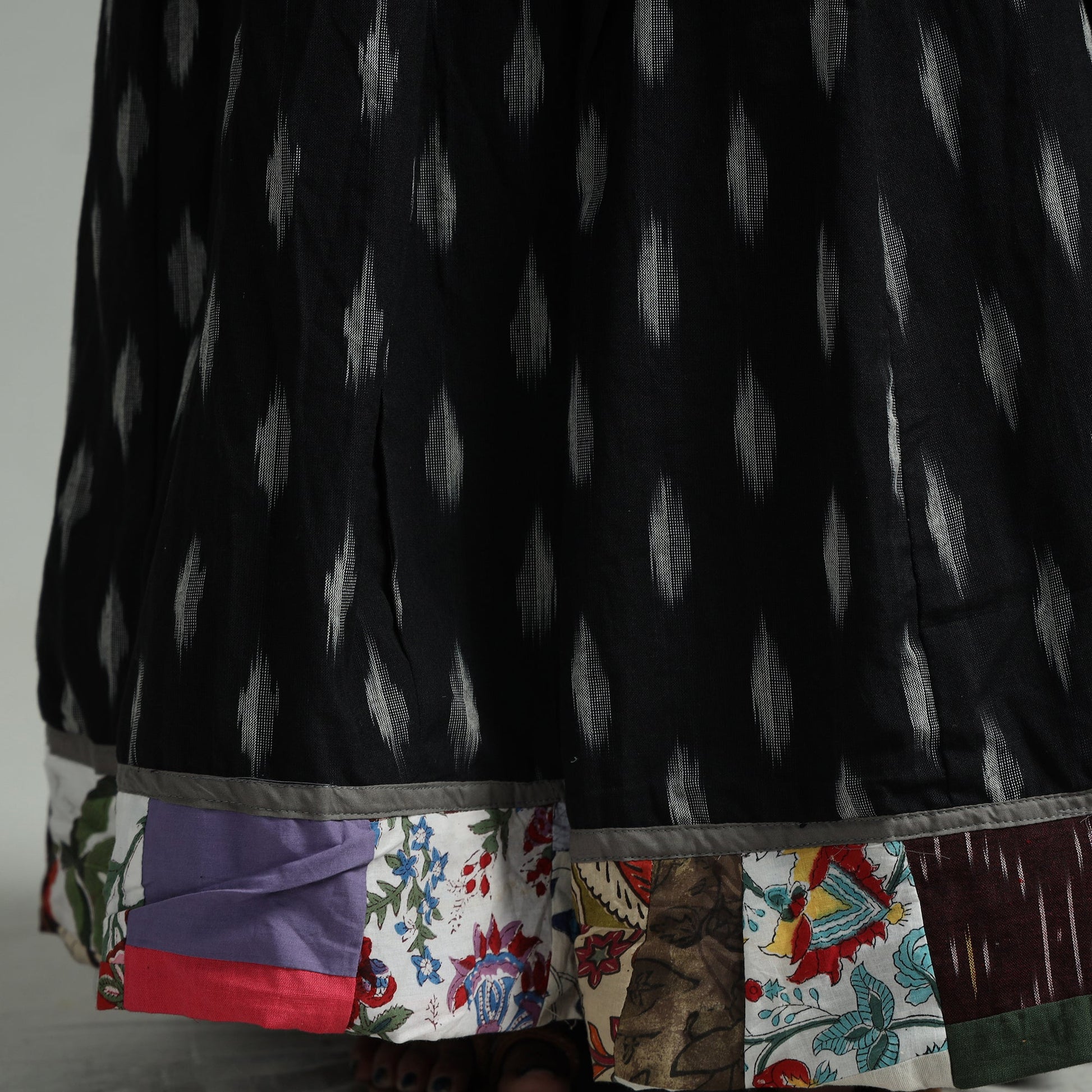 Black - 24 Kali Cotton Pochampally Ikat Skirt 06