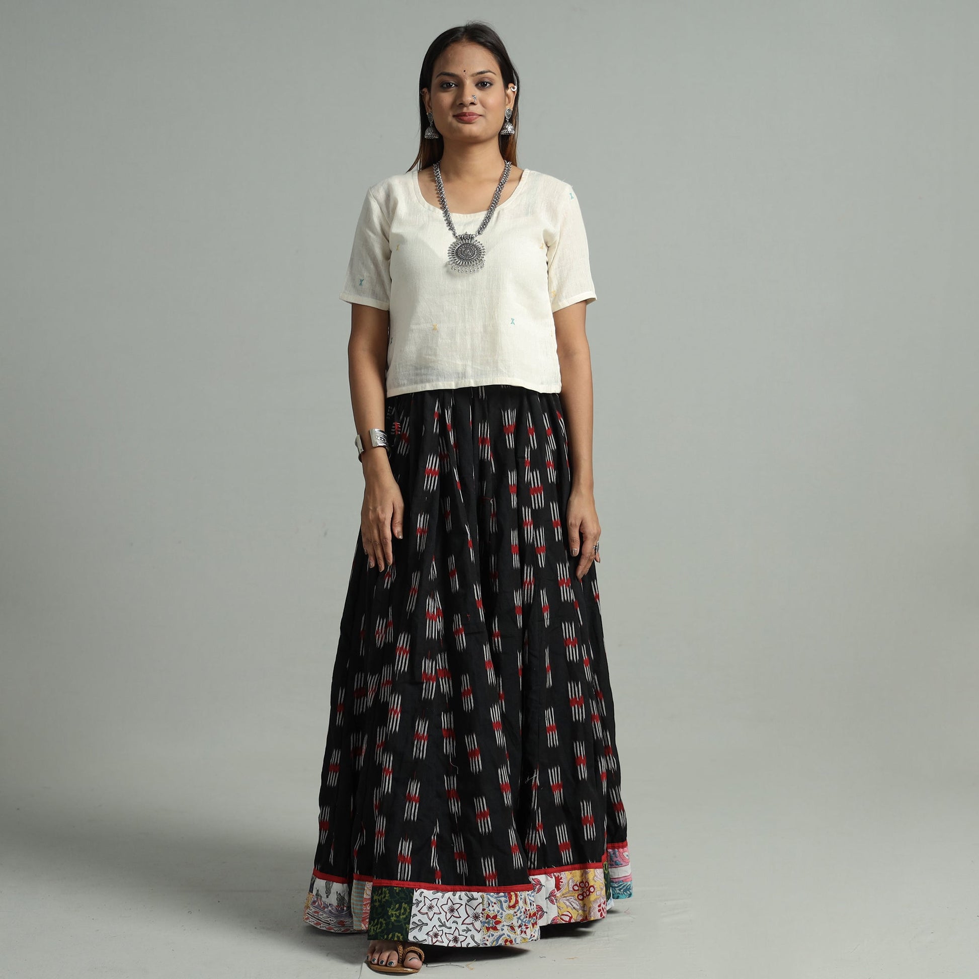 Black - 24 Kali Cotton Pochampally Ikat Skirt 07