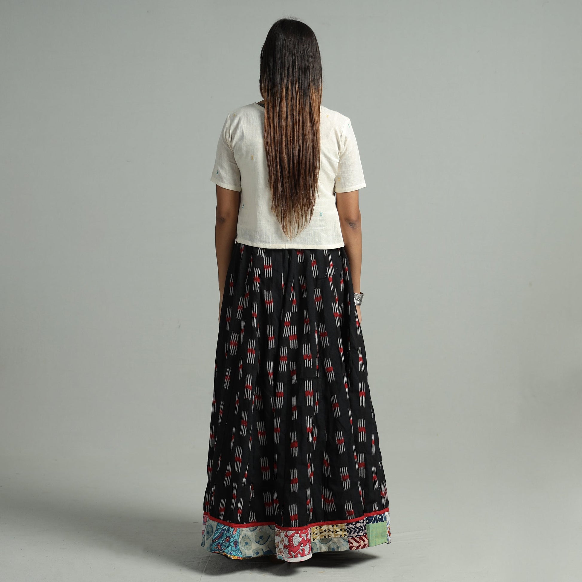 Black - 24 Kali Cotton Pochampally Ikat Skirt 07