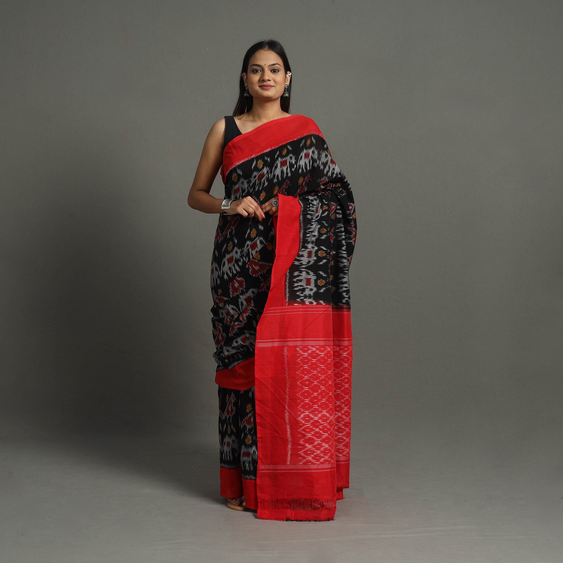Black - Mercerised Cotton Handloom Pochampally Ikat Saree 27