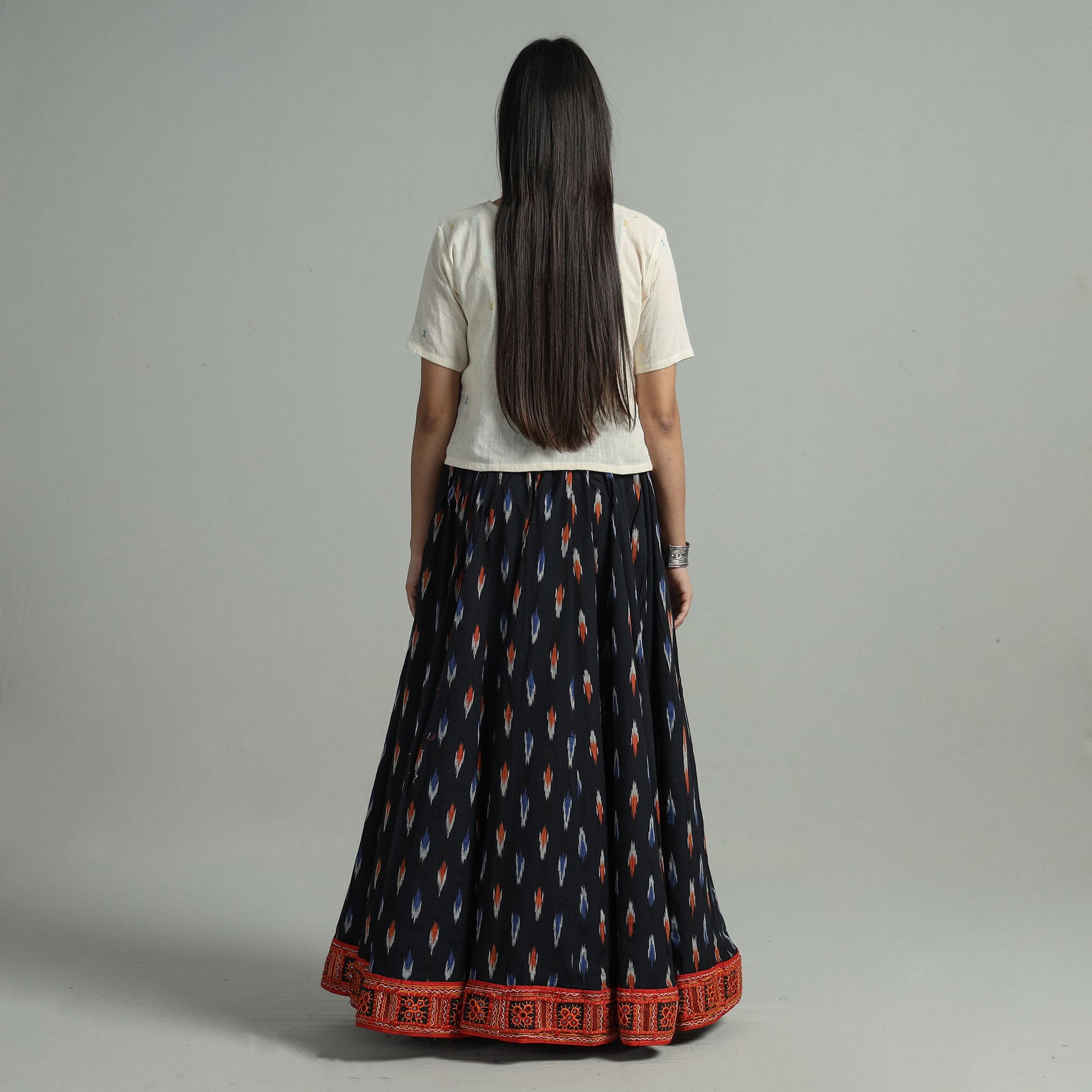 Black - 24 Kali Cotton Pochampally Ikat Skirt 39