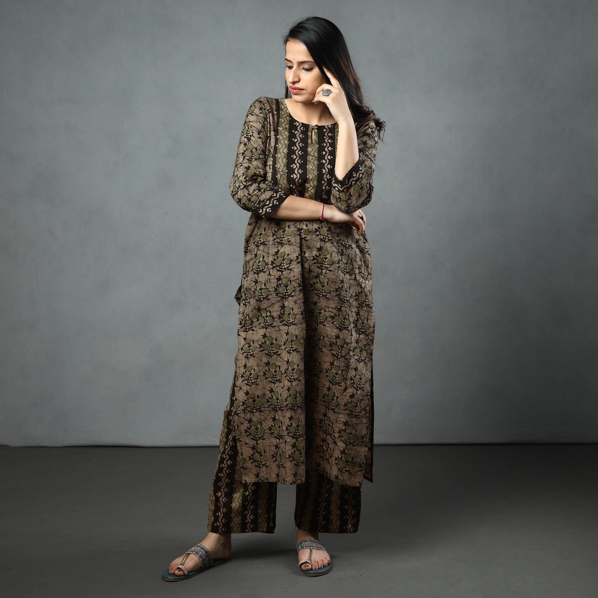 Black - Cotton Hand Batik Print Kurta Set 13