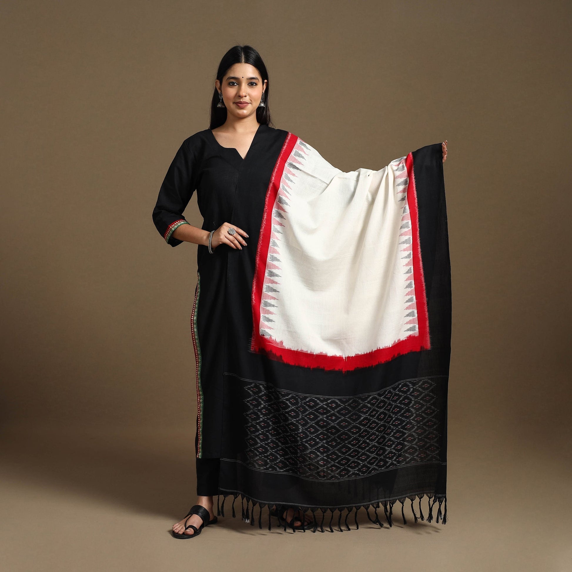 Black - Handloom Cotton Pochampally Ikat Dupatta 03