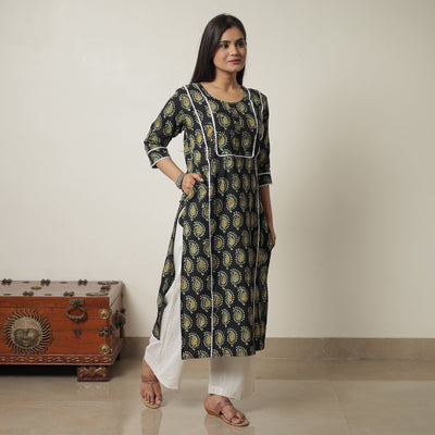 Black - Hand Batik Printed Cotton Straight Kurta with Lace Work 07